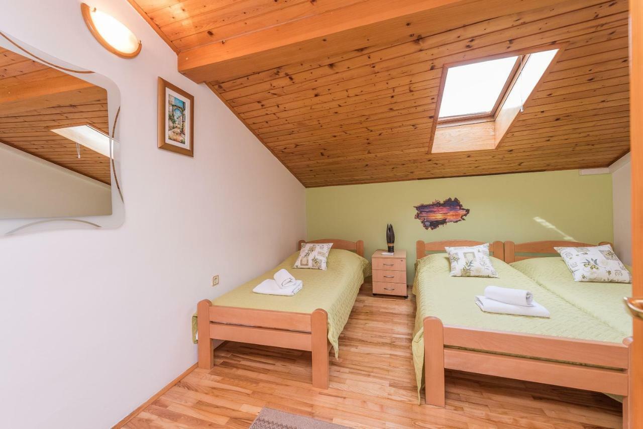 Apartment And Room Soul Of Dalmatia ザダル エクステリア 写真