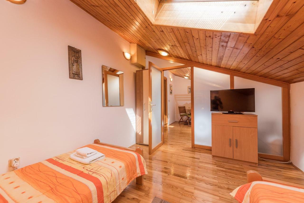 Apartment And Room Soul Of Dalmatia ザダル エクステリア 写真