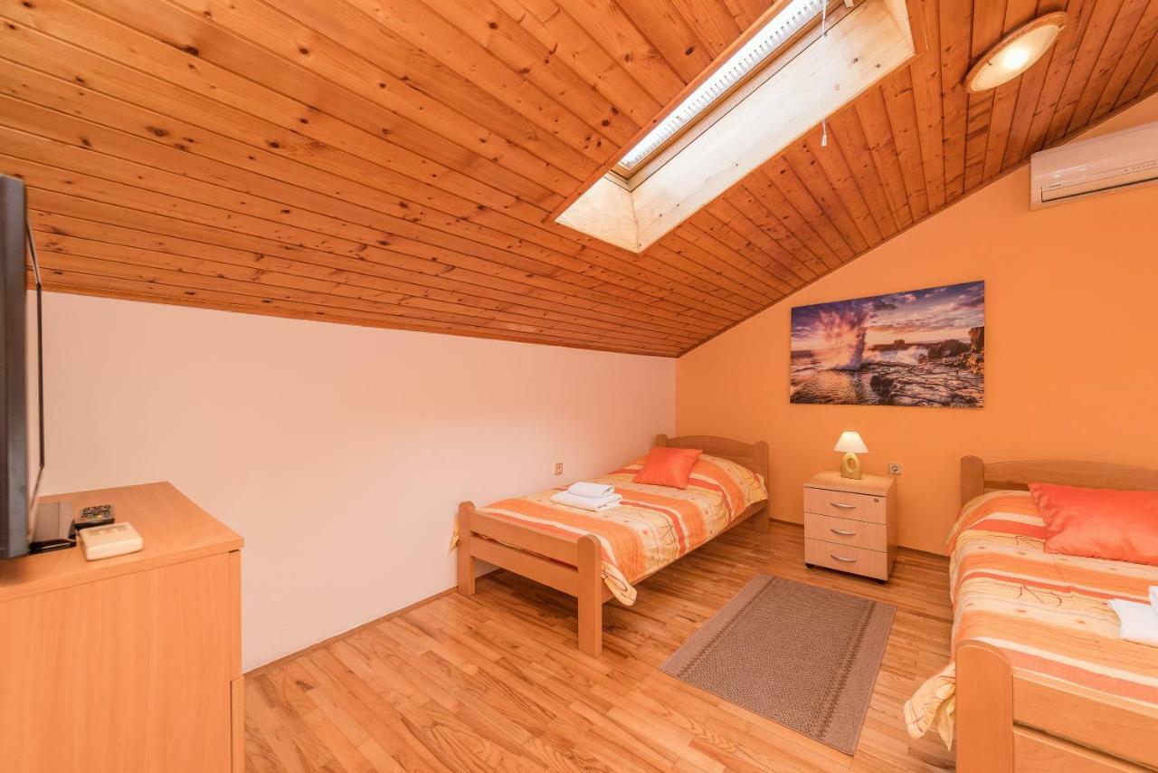 Apartment And Room Soul Of Dalmatia ザダル エクステリア 写真