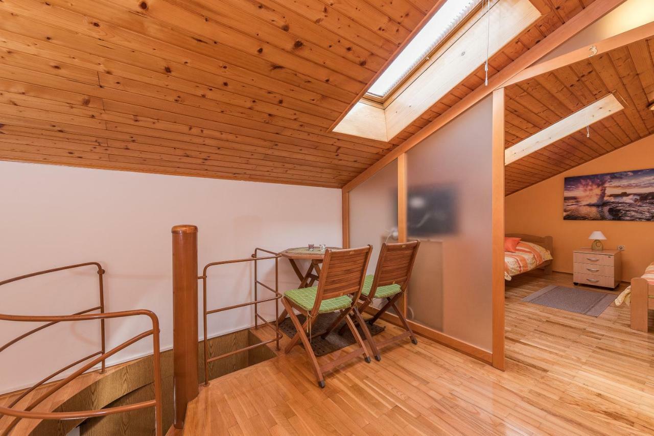 Apartment And Room Soul Of Dalmatia ザダル エクステリア 写真